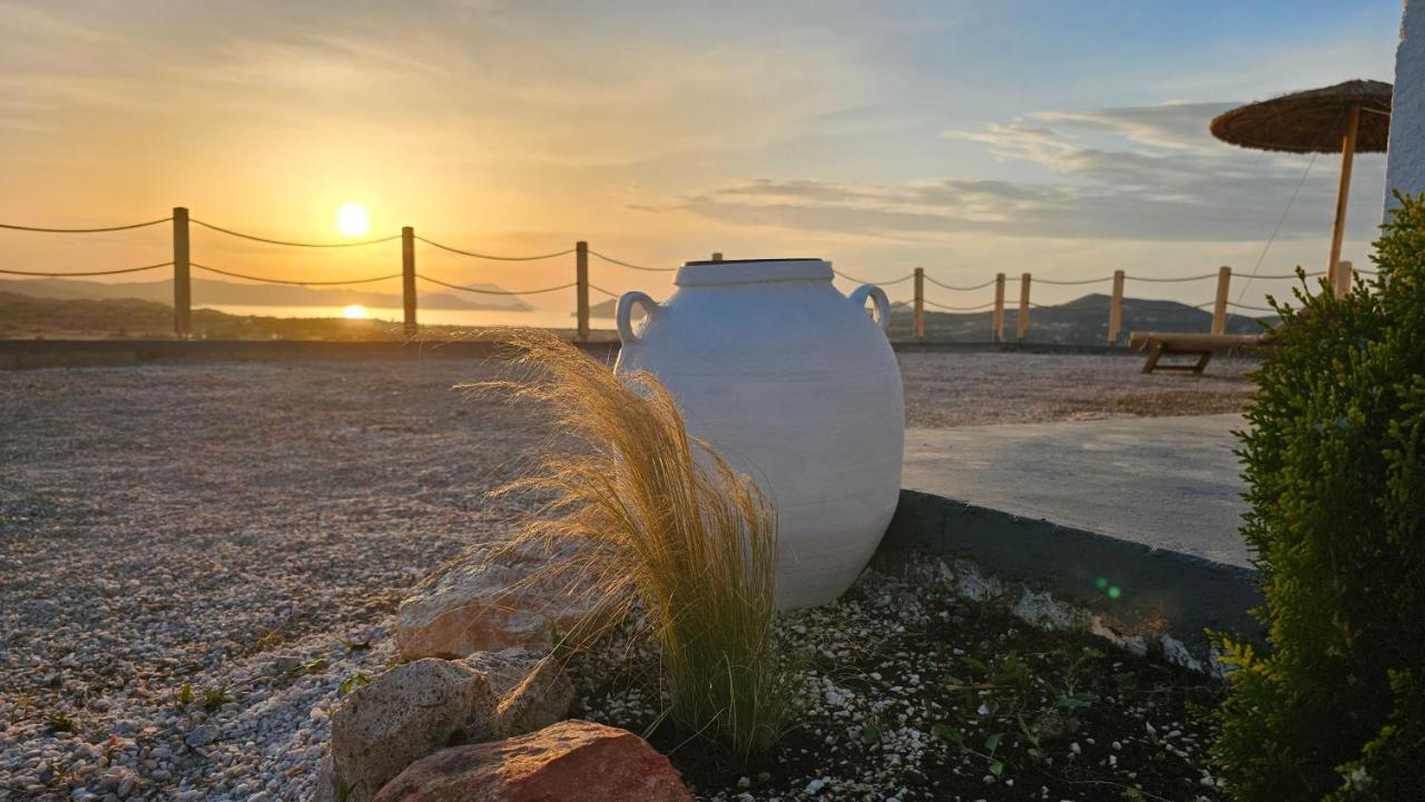 Bayview Villa With Jaccuzi - Milos Zefiría Exteriör bild