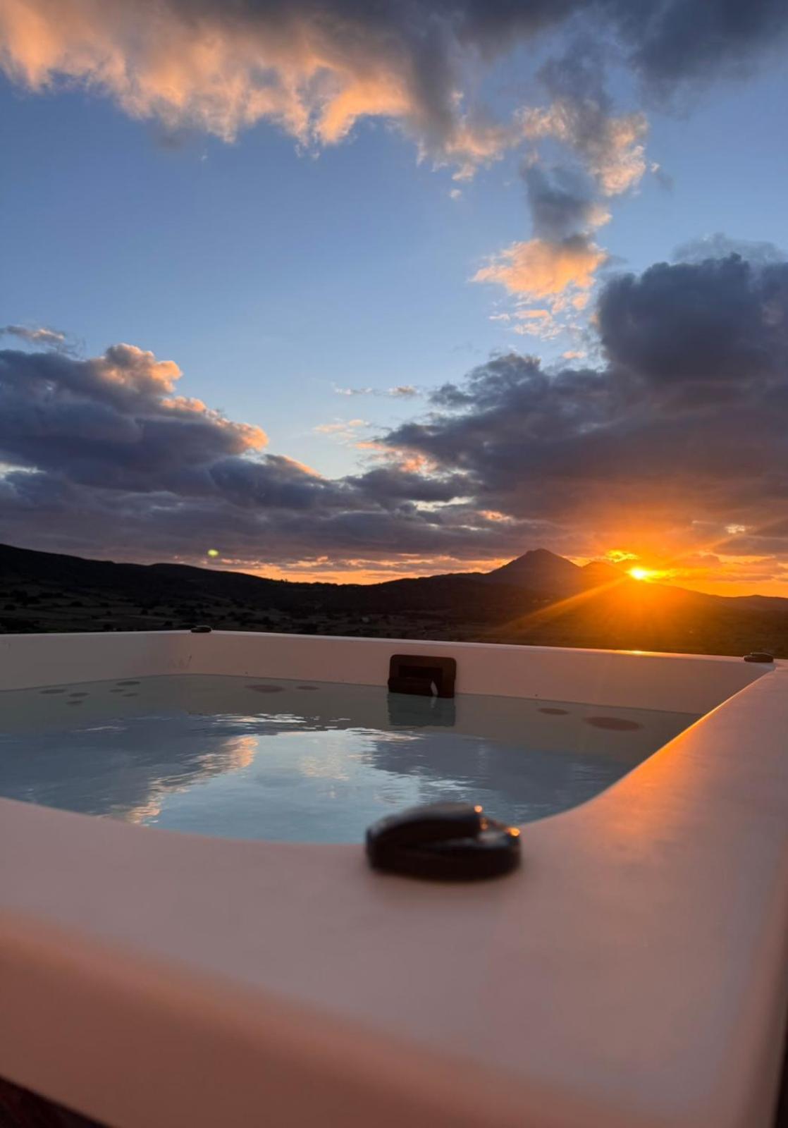 Bayview Villa With Jaccuzi - Milos Zefiría Exteriör bild